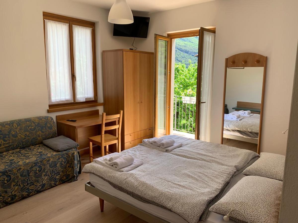 Hotel Garni Delle Rose 切尼加 外观 照片