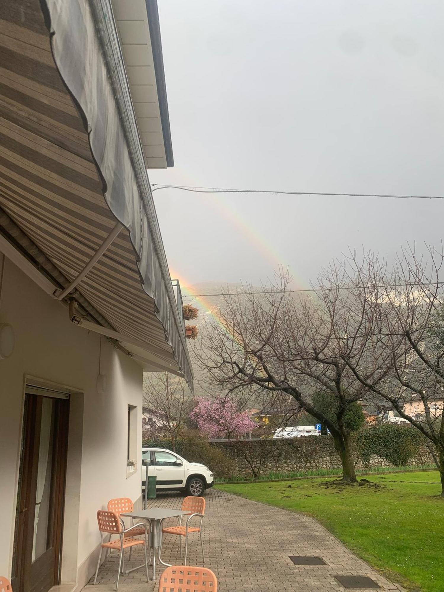Hotel Garni Delle Rose 切尼加 外观 照片